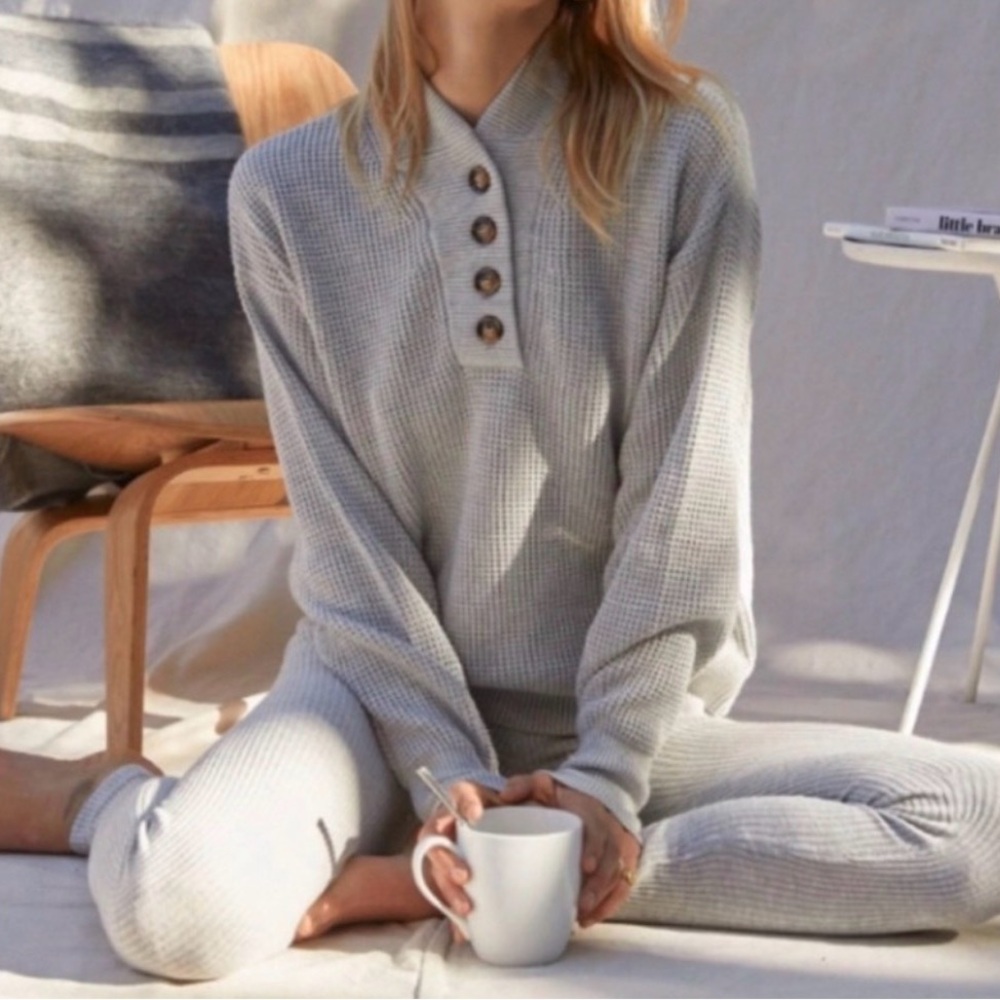 Lunya waffle Henley sweater in gray size XS